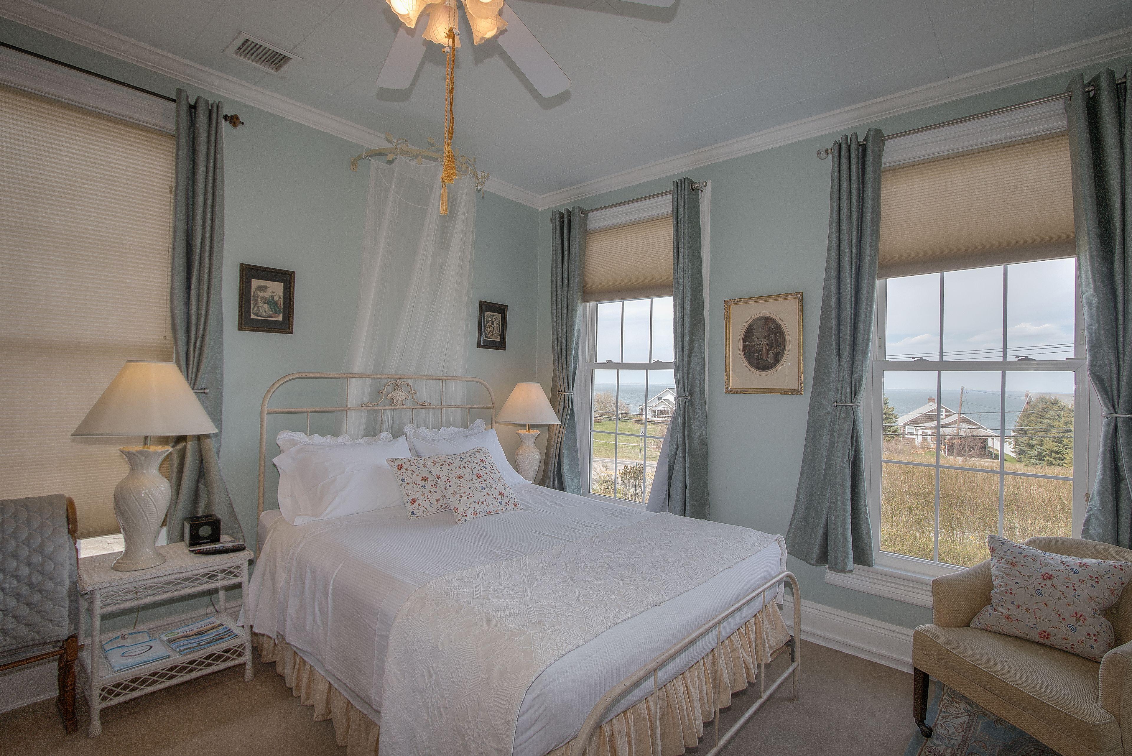 Queen Room,1713606050:JPEG